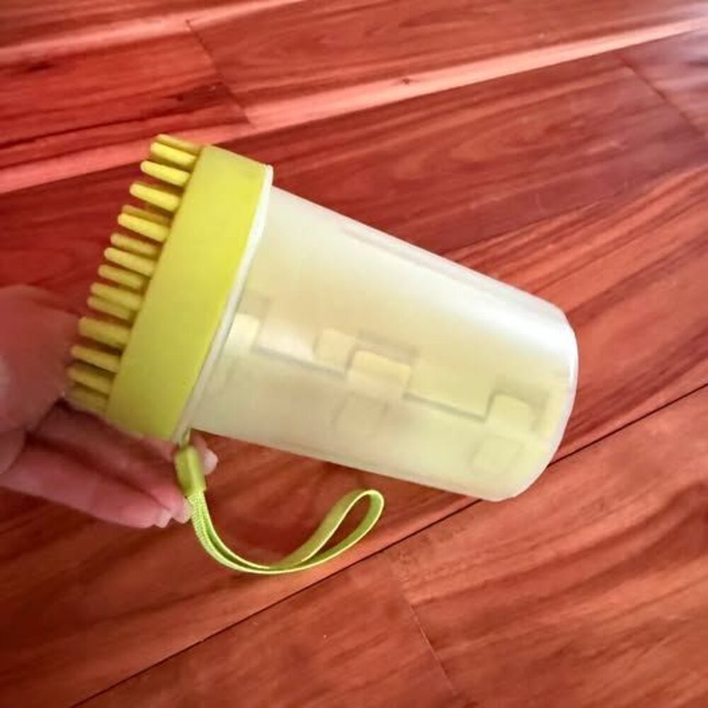 Portable Dog Paw Cleaner